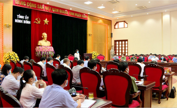 Giao ban c&ocirc;ng t&aacute;c nội ch&iacute;nh, ph&ograve;ng chống tham nhũng