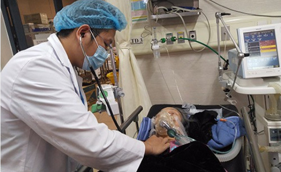 Quan t&acirc;m đặc biệt đến người gi&agrave;, sức khỏe yếu trong đợt dịch Covid-19