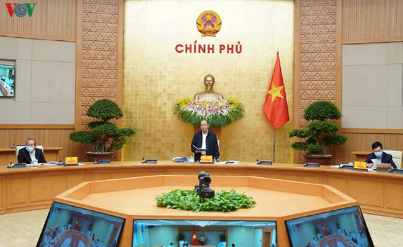 Thường trực Ch&iacute;nh phủ họp b&agrave;n giải ph&aacute;p ứng ph&oacute; Covid-19