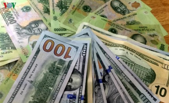 USD tăng gi&aacute;, l&ecirc;n đỉnh 3 năm