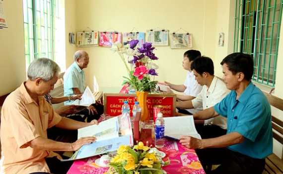 Hiệu quả m&ocirc; h&igrave;nh &ldquo;Mỗi Đảng vi&ecirc;n l&agrave; một c&ocirc;ng d&acirc;n học tập&rdquo;