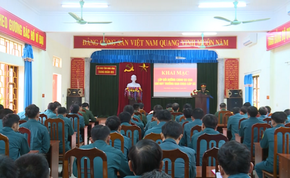 Khai mạc lớp bồi dưỡng chuy&ecirc;n m&ocirc;n nghiệp vụ cho Chỉ huy trưởng Ban CHQS cấp x&atilde;