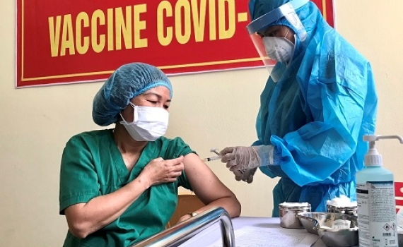 S&aacute;ng 15/3, kh&ocirc;ng c&oacute; ca mắc mới COVID-19; Hai trường hợp phản ứng nặng sau ti&ecirc;m vắc xin được xử tr&iacute; kịp thời