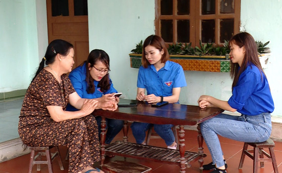 Thanh ni&ecirc;n Y&ecirc;n H&ograve;a đẩy mạnh chuyển đổi số