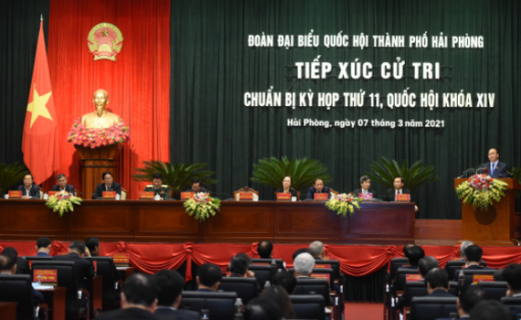 Tiếp x&uacute;c cử tri, Thủ tướng nhớ lại một lần lỡ hẹn
