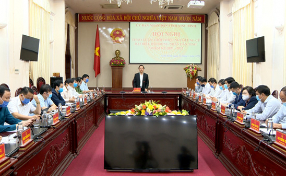 UBND tỉnh thảo luận, giới thiệu người ứng cử đại biểu HĐND tỉnh nhiệm kỳ 2021 - 2026