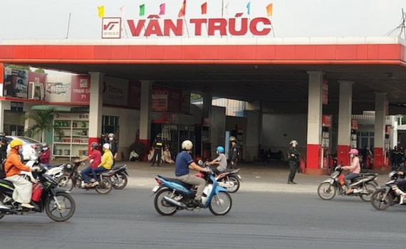 Xăng giả - hậu quả thật!