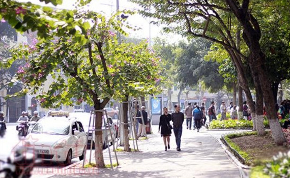 Tin thời tiết ng&agrave;y 25-3: C&aacute;c tỉnh Bắc Bộ nhiệt độ tăng dần; c&aacute;c tỉnh Nam Bộ trời nắng n&oacute;ng