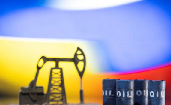 Gi&aacute; xăng dầu h&ocirc;m nay 1-3: Gi&aacute; dầu &ldquo;đi ngang&rdquo; d&otilde;i theo diễn biến Nga-Ukraine