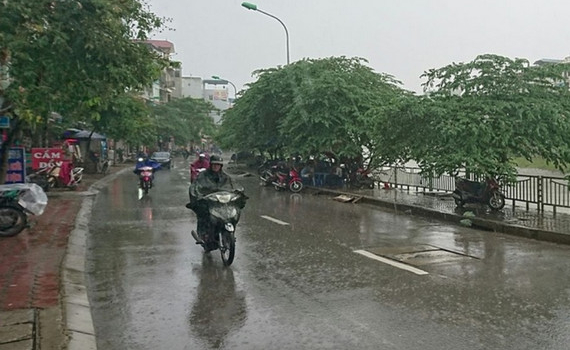 Thời tiết ng&agrave;y 23-3: Bắc Bộ trở r&eacute;t, c&oacute; mưa r&agrave;o rải r&aacute;c
