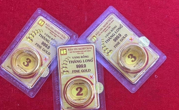 Gi&aacute; v&agrave;ng quay đầu giảm mạnh