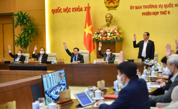 Ủy ban Thường vụ Quốc hội: Cần c&oacute; giải ph&aacute;p giải quyết t&igrave;nh trạng &ugrave;n ứ h&agrave;ng h&oacute;a ở khu vực cửa khẩu