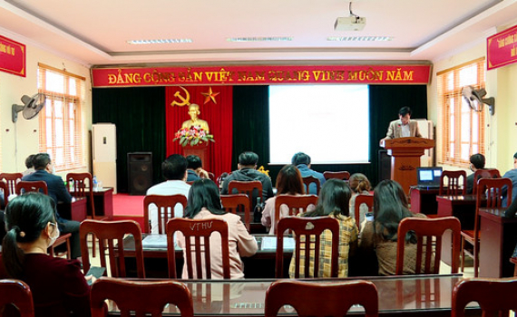 N&acirc;ng cao chất lượng c&ocirc;ng t&aacute;c quản l&yacute;, ph&aacute;t triển cụm c&ocirc;ng nghiệp
