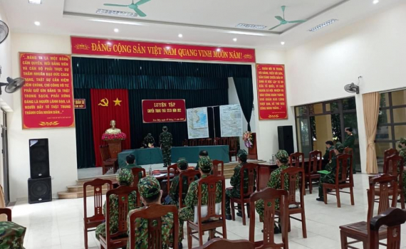 Ban CHQS c&aacute;c huyện, th&agrave;nh phố luyện tập chuyển trạng th&aacute;i sẵn s&agrave;ng chiến đấu năm 2022
