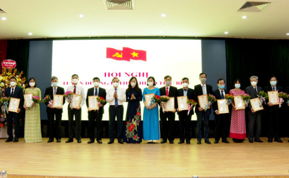 Tuy&ecirc;n dương B&iacute; thư Chi bộ ti&ecirc;u biểu giai đoạn 2015-2022