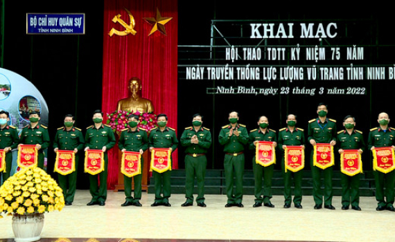 Khai mạc Hội thao thể dục thể thao Bộ CHQS tỉnh năm 2022