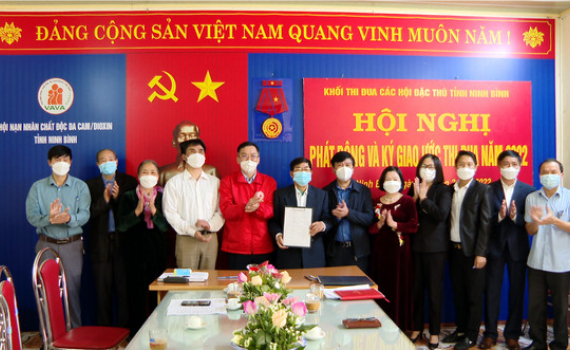 Khối thi đua c&aacute;c Hội đặc th&ugrave; k&yacute; kết giao ước thi đua năm 2022