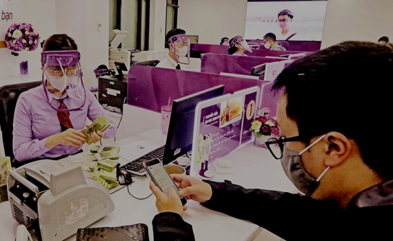 Ng&agrave;nh ng&acirc;n h&agrave;ng điều h&agrave;nh t&iacute;n dụng đ&aacute;p ứng kịp thời vốn cho sản xuất kinh doanh
