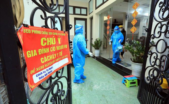 Chuy&ecirc;n gia hướng dẫn F0 sử dụng thuốc; chăm s&oacute;c trẻ em, thai phụ mắc COVID-19 tại nh&agrave;