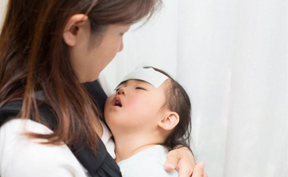 Bệnh viện Nhi Trung ương hướng dẫn chăm s&oacute;c trẻ F0 tại nh&agrave;