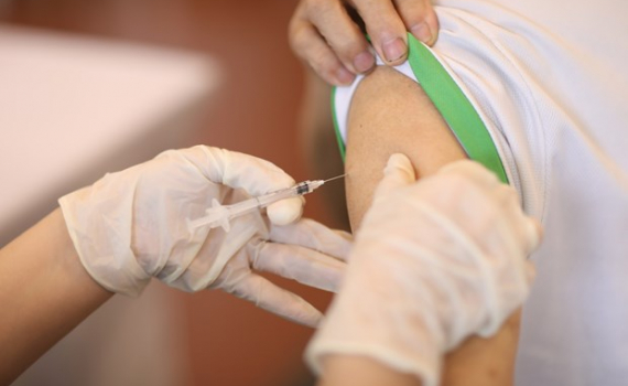 Bộ Y tế ph&ecirc; duyệt cấp b&aacute;ch vaccine ph&ograve;ng COVID-19 cho trẻ từ 5-11 tuổi
