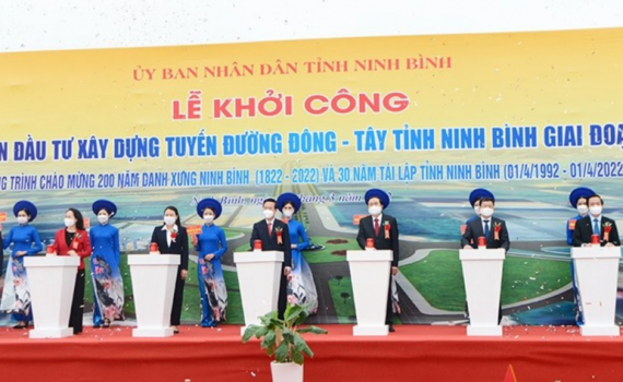 Thường trực Ban B&iacute; thư V&otilde; Văn Thưởng dự Lễ khởi c&ocirc;ng, kh&aacute;nh th&agrave;nh 2 dự &aacute;n tại Ninh B&igrave;nh