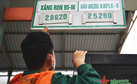 Bộ C&ocirc;ng Thương: Điều chỉnh gi&aacute; xăng dầu trong nước tăng thấp hơn so với thế giới
