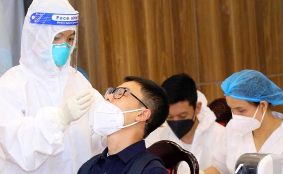 Dừng hỗ trợ cho đo&agrave;n vi&ecirc;n, người lao động bị ảnh hưởng bởi COVID-19 theo Quyết định số 3749/QĐ-TLĐ