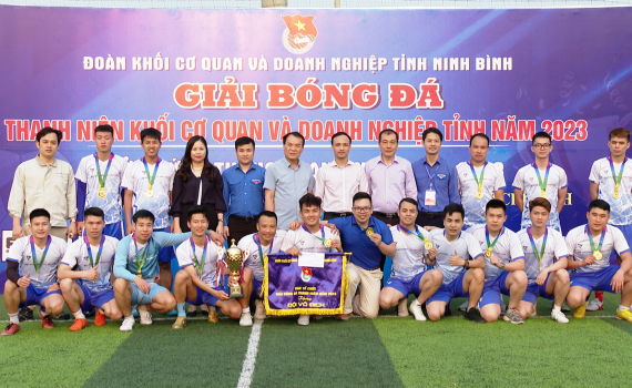 Bế mạc Giải B&oacute;ng đ&aacute; Thanh ni&ecirc;n Khối Cơ quan v&agrave; Doanh nghiệp tỉnh 