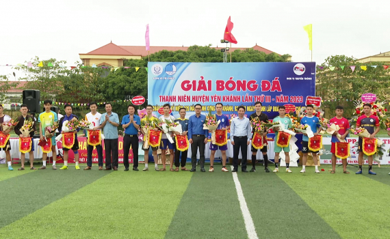 Khai mạc Giải b&oacute;ng đ&aacute; thanh ni&ecirc;n huyện Y&ecirc;n Kh&aacute;nh