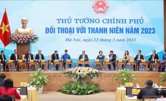 Thủ tướng Ch&iacute;nh phủ Phạm Minh Ch&iacute;nh đối thoại với thanh ni&ecirc;n to&agrave;n quốc