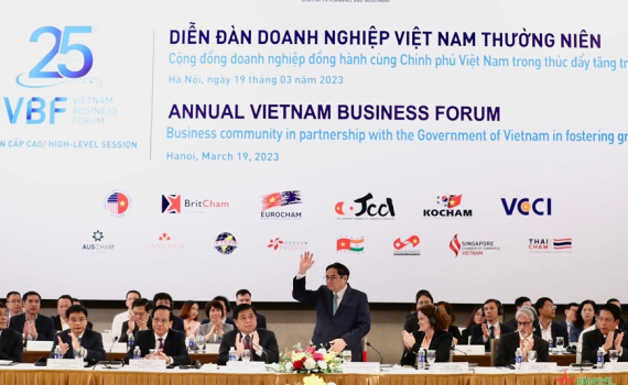 Thủ tướng Ch&iacute;nh phủ tham dự v&agrave; ph&aacute;t biểu chỉ đạo tại Diễn đ&agrave;n Doanh nghiệp Việt Nam thường ni&ecirc;n 2023