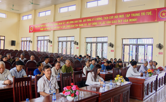 Phổ biến c&aacute;c quy định của ph&aacute;p luật cho đội ngũ tuy&ecirc;n truyền vi&ecirc;n, h&ograve;a giải vi&ecirc;n