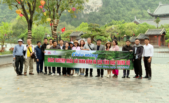 Đo&agrave;n Famtrip khảo s&aacute;t du lịch tại Ninh B&igrave;nh