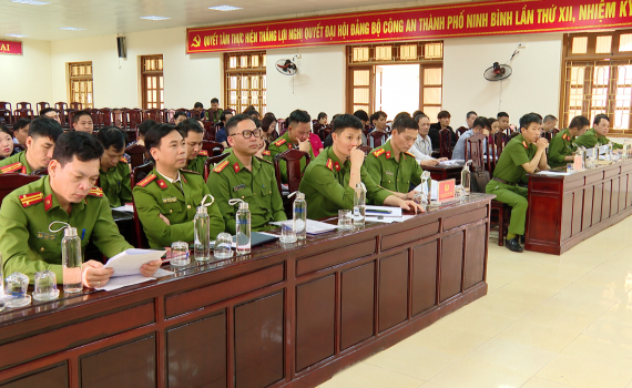 Tuy&ecirc;n truyền, hướng dẫn c&aacute;c điều kiện đảm bảo ph&ograve;ng ch&aacute;y, chữa ch&aacute;y đối với c&aacute;c cơ sở kinh doanh karaoke