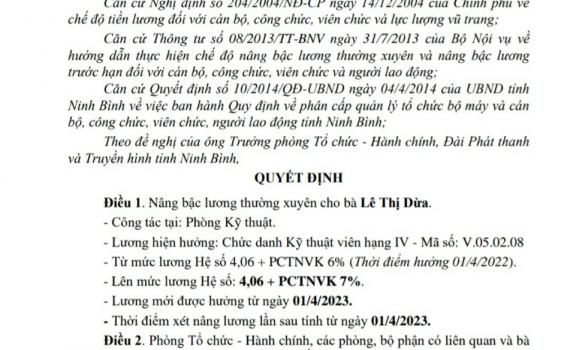 Quyết định về việc n&acirc;ng bậc lương thường xuy&ecirc;n cho b&agrave; L&ecirc; Thị Dừa v&agrave; &ocirc;ng Đỗ Minh Ngọc