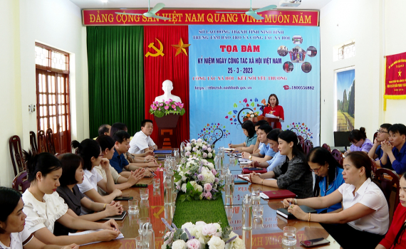 Tọa đ&agrave;m kỷ niệm ng&agrave;y C&ocirc;ng t&aacute;c x&atilde; hội Việt Nam