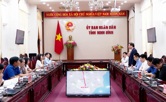 Hội nghị trao đổi kinh nghiệm về c&ocirc;ng t&aacute;c quản l&yacute; v&agrave; ph&aacute;t triển du lịch giữa 2 tỉnh Ninh B&igrave;nh - Đắk N&ocirc;ng