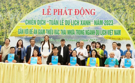 Gia Viễn ph&aacute;t động chiến dịch &ldquo;Tuần lễ du lịch xanh&rdquo;