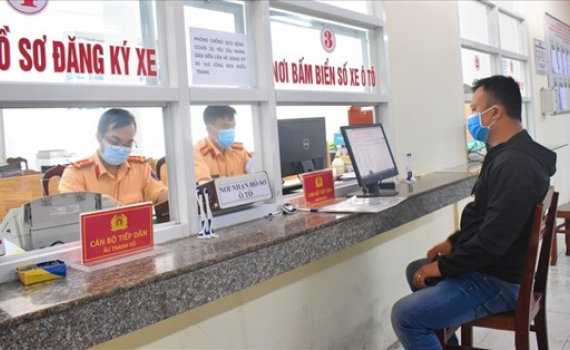 Đề xuất mới về thủ tục đăng k&yacute; xe