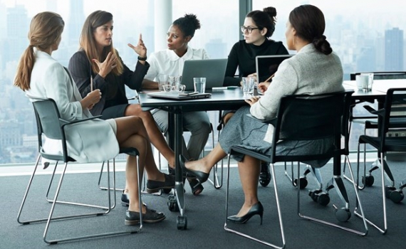 Ng&agrave;y Quốc tế Phụ nữ: Nhiều nước cam kết thay đổi để đảm bảo quyền phụ nữ