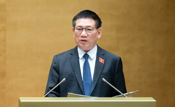 H&ocirc;m nay, Bộ trưởng Bộ T&agrave;i ch&iacute;nh Hồ Đức Phớc v&agrave; Bộ trưởng Bộ Ngoại giao B&ugrave;i Thanh Sơn trả lời chất vấn
