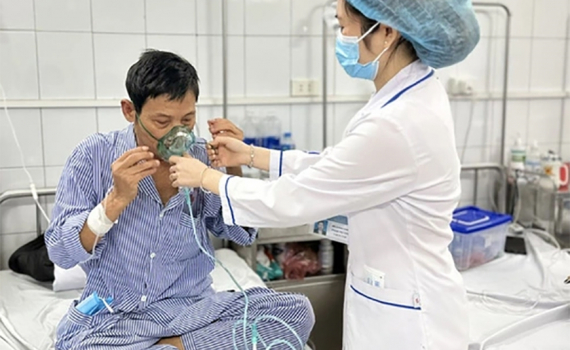 Việt Nam l&agrave; nước c&oacute; g&aacute;nh nặng bệnh lao cao