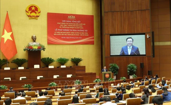 Chủ tịch Quốc hội Vương Đ&igrave;nh Huệ: N&acirc;ng cao chất lượng đại biểu Quốc hội v&agrave; Đo&agrave;n đại biểu Quốc hội