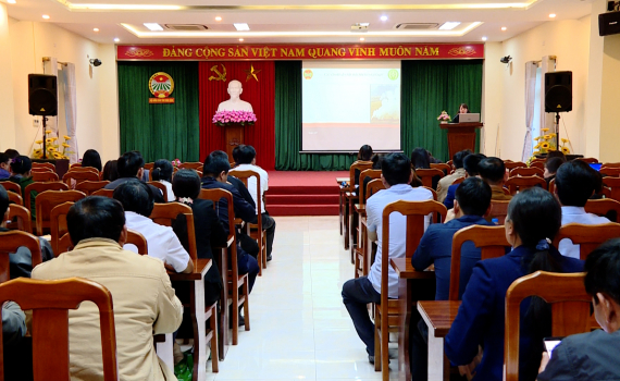 Hội N&ocirc;ng d&acirc;n tỉnh Ninh B&igrave;nh truyền th&ocirc;ng xử l&yacute; r&aacute;c thải th&acirc;n thiện với m&ocirc;i trường