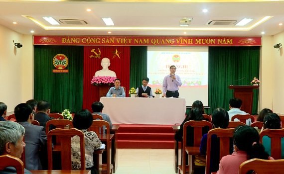 Thường trực Hội N&ocirc;ng d&acirc;n tỉnh đối thoại với c&aacute;n bộ, hội vi&ecirc;n n&ocirc;ng d&acirc;n
