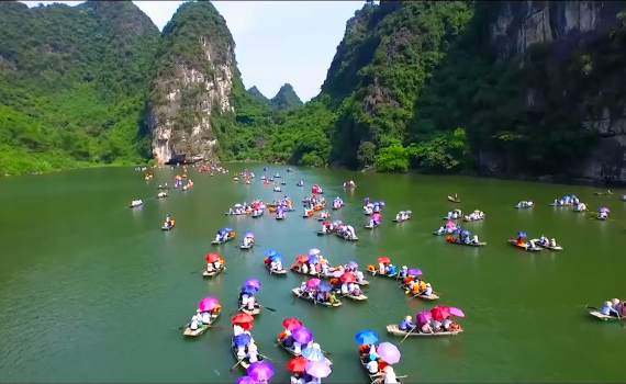 Ninh B&igrave;nh thuộc top 3 địa phương h&uacute;t kh&aacute;ch quốc tế nhất Việt Nam
