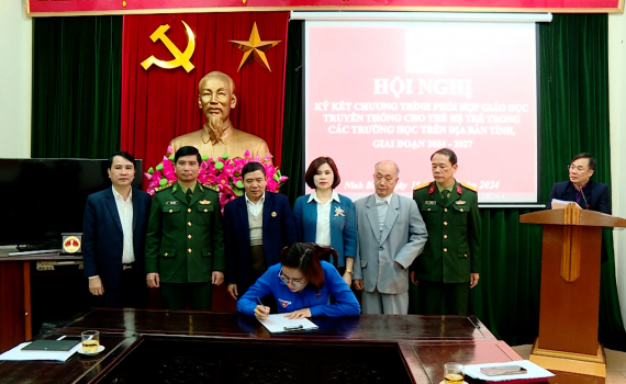 Hội nghị k&yacute; kết Chương tr&igrave;nh phối hợp gi&aacute;o dục truyền thống c&aacute;ch mạng cho thế hệ trẻ trong c&aacute;c cơ sở gi&aacute;o dục