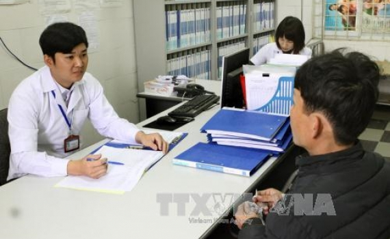 Tỷ lệ nhiễm HIV/AIDS ở nh&oacute;m đồng giới nam tăng mạnh