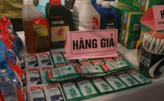 Sẽ bổ sung quy định xử phạt h&agrave;nh vi bu&ocirc;n b&aacute;n h&agrave;ng giả?
